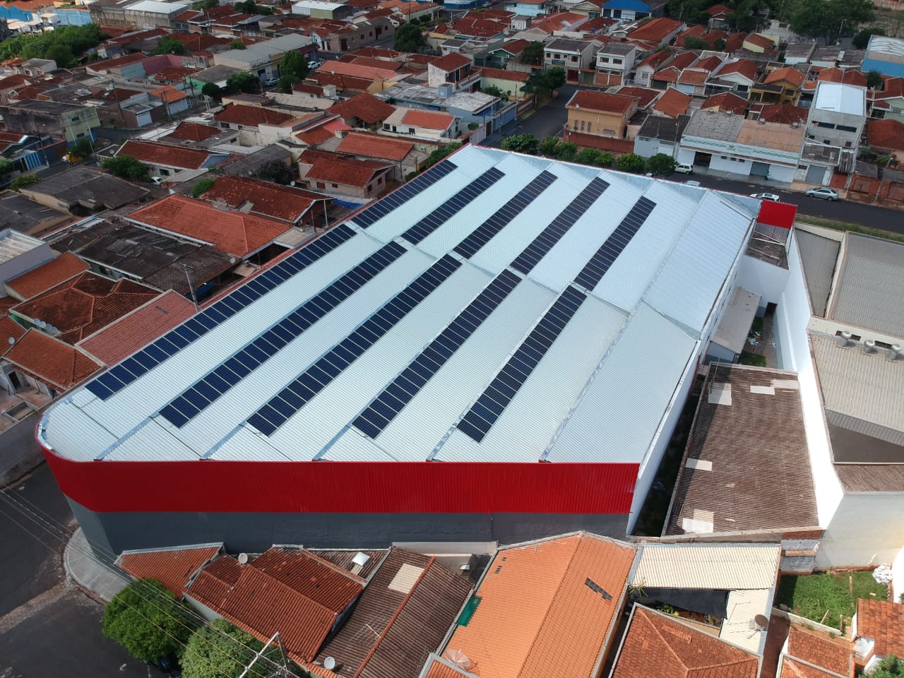 Projeto industrial de energia solar TechPlace em Ribeirão Preto